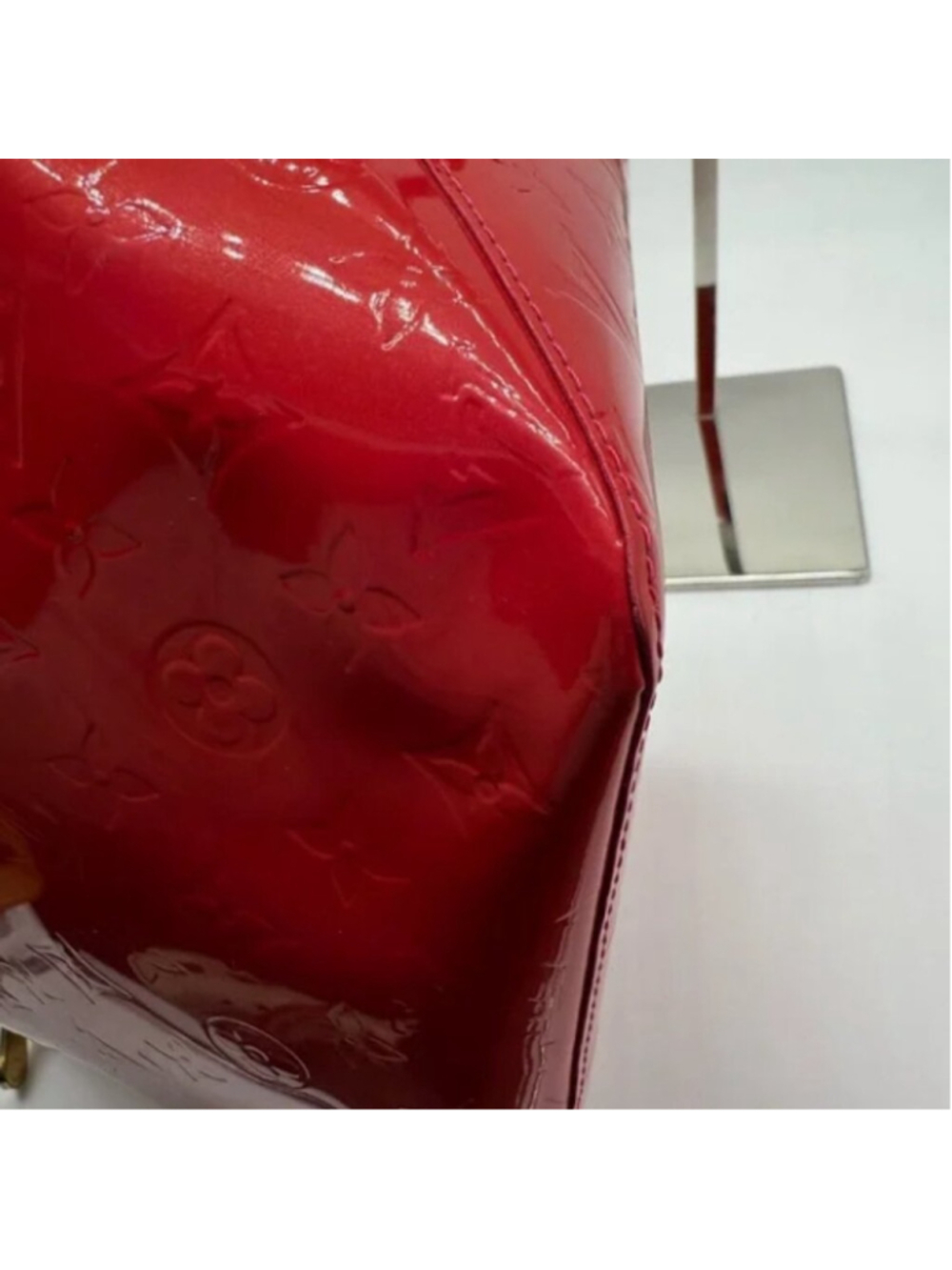 EUC Authenticated Louis Vuitton Monogram Vernis Bellevue PM - Picture 6 of 15